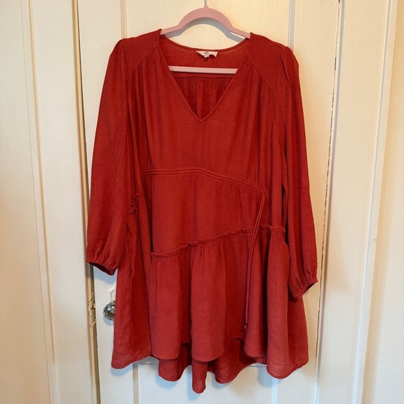 entro Tops - Entro Rust V-Neck Top Women's Medium